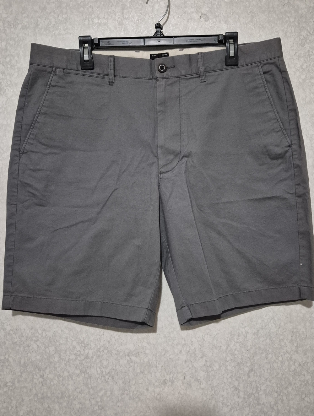 NWT J. Crew Men's Gray Flat Front Chino Short..Size:36